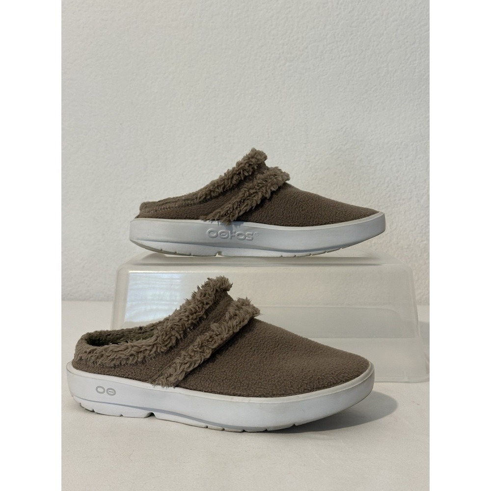 OOFOS Oocoozie‎ Brown Sherpa Recovery Mule Shoes Slippers Womens Size 8 - Picture 2 of 9